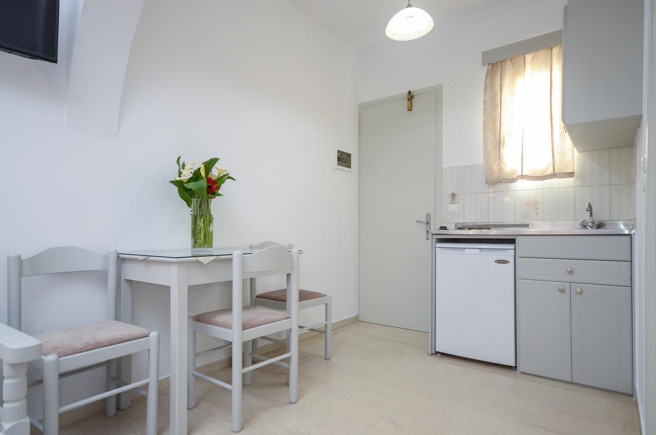 金沙滩公寓酒店 Naxos City 外观 照片