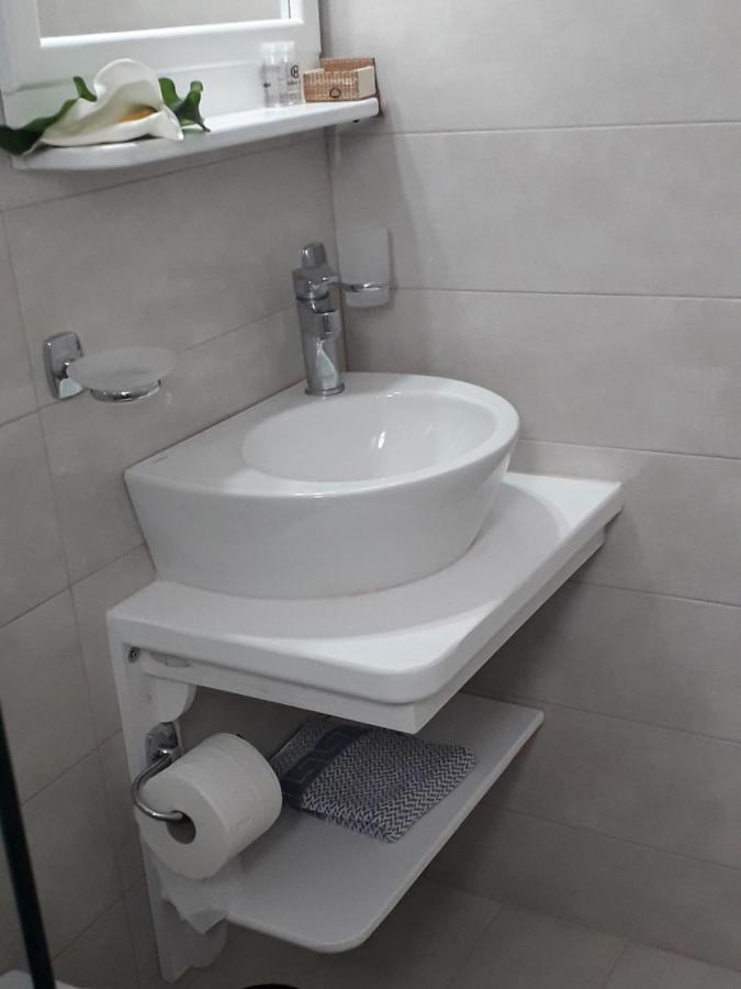 金沙滩公寓酒店 Naxos City 外观 照片
